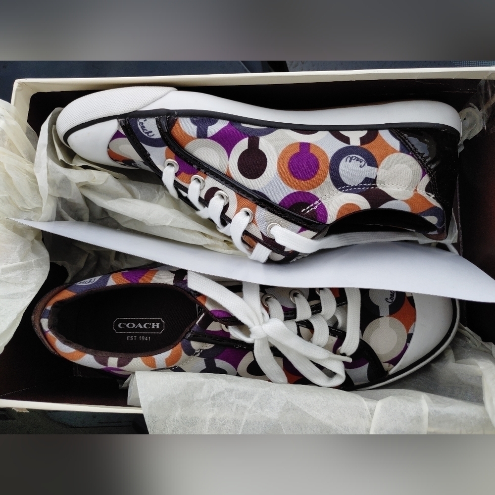 AUTHENTIC VINTAGE/ NEW COACH TENNIS SNEAKERS SHOES NEW SIZE 9.5